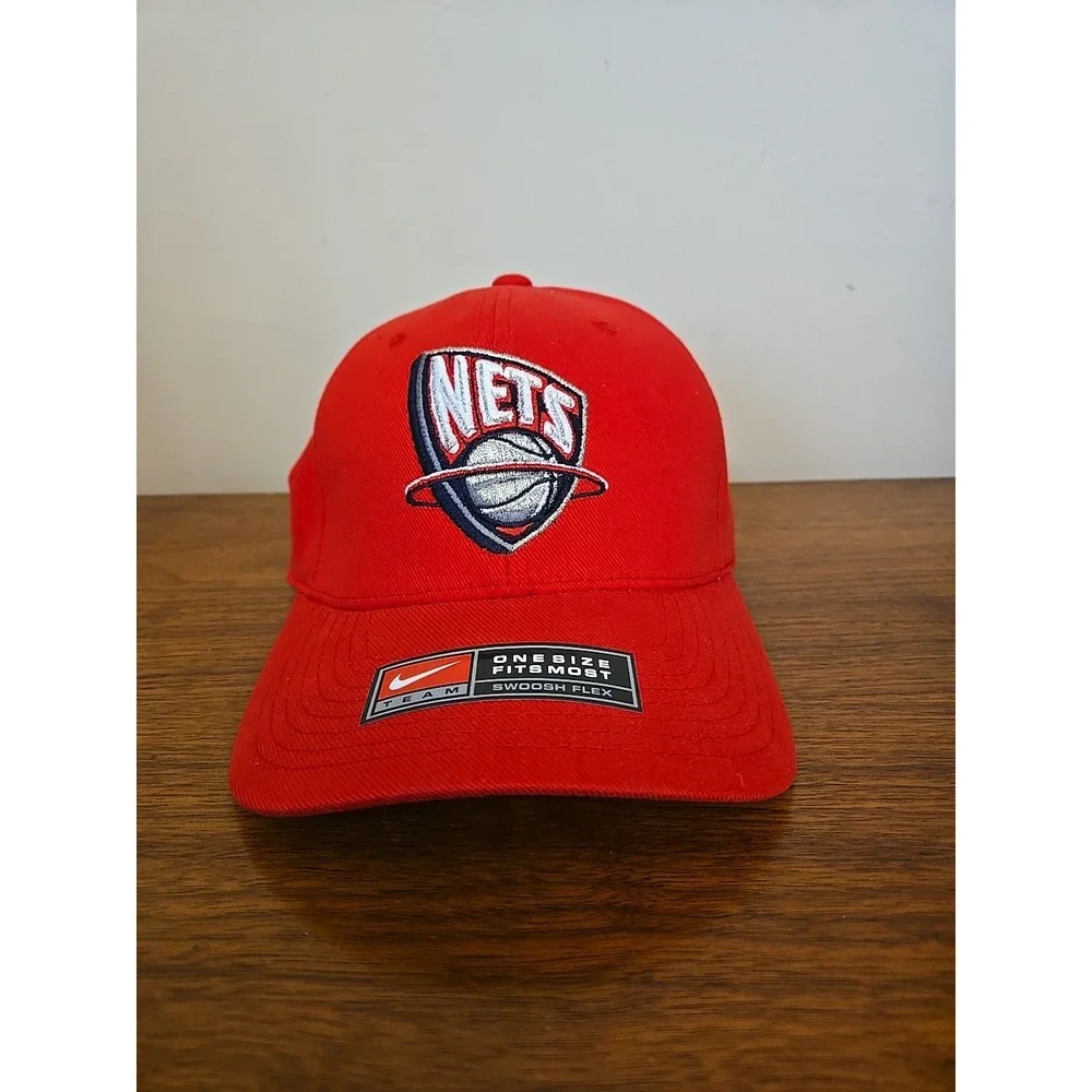 Vintage Nike NBA New Jersey Nets Swoosh Flex Hat Red Trucker Cap NHFT01785NT4FLX